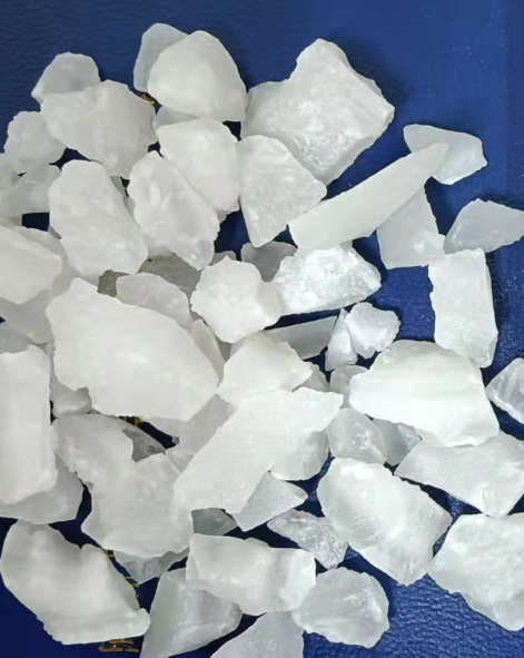 無鐵硫酸鋁在環(huán)境治理中的應用研究