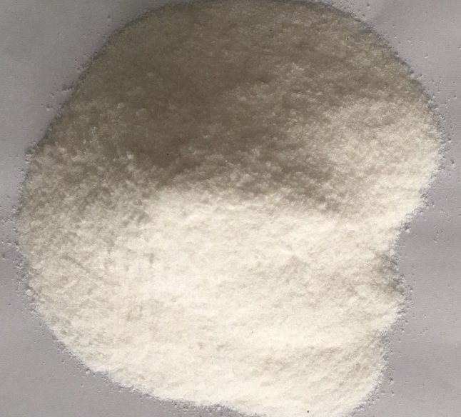 無(wú)鐵硫酸鋁：突破傳統(tǒng)應(yīng)用的開(kāi)拓之路